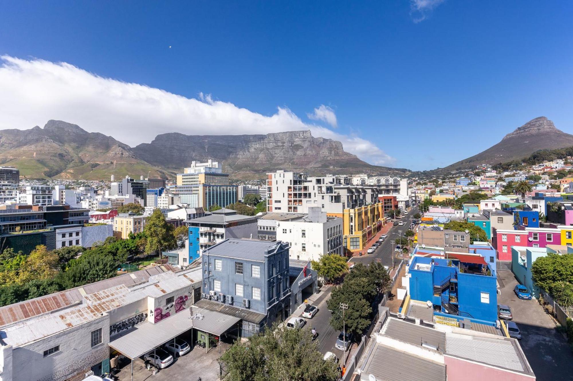 Apartment The Rose 707: Floor Modern Cape Town